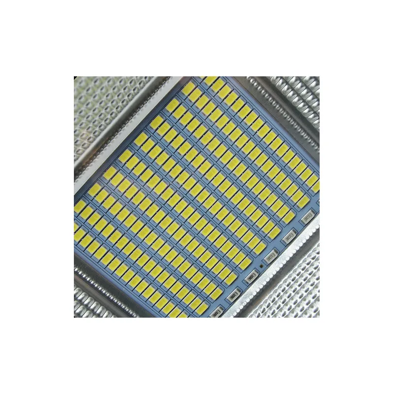 Proiector LED 304 LED SMD 300W cu incarcare solara