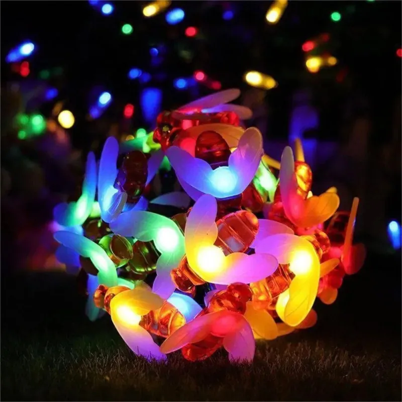 Instalație Solară cu Albinuțe, 50 LED-uri Multicolor, Senzor de Lumină, Interior/Exterior