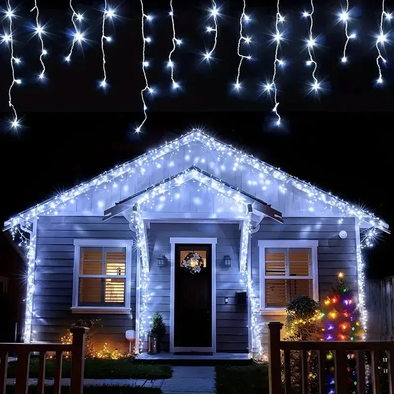 Instalatie 12 metri, 300 LED-uri tip turturi