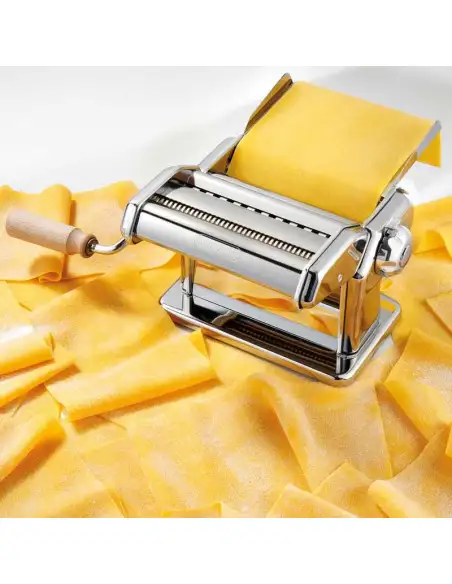 Aparat de facut taitei red-mag.ro