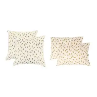 Set 4 perne 50x70 si 70x70 cu umplutura din puf red-mag.ro