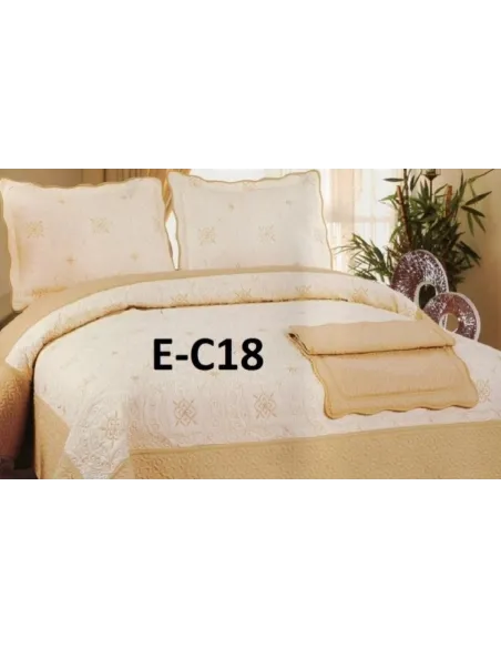 Cuvertura de pat Luxury + 2 fete de perna din bumbac brodat
