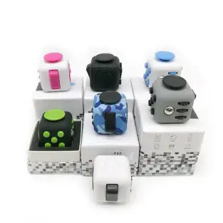 Cub antistres, Fidget cube, diverse culori red-mag.ro 2