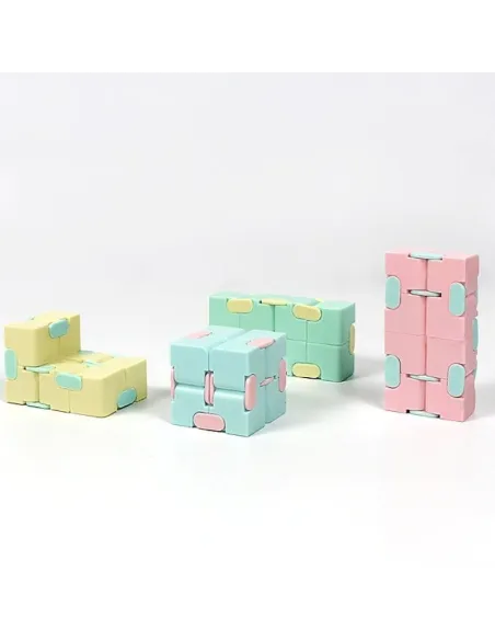 Jucărie Infinity Magic Cube antistres red-mag.ro