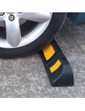 Opritor roti auto reflectorizant, pentru locul de parcare sau