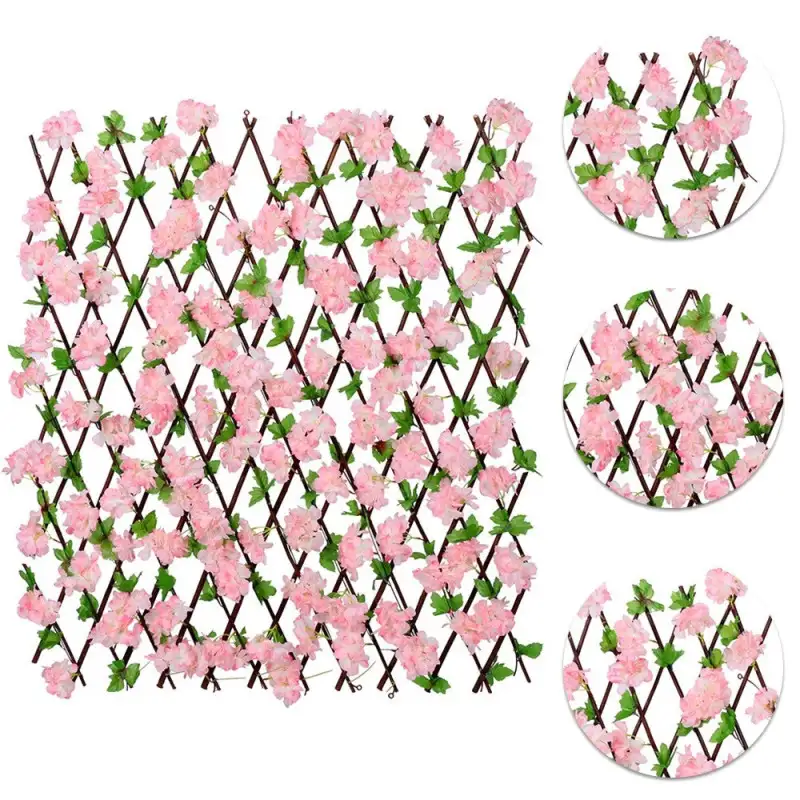 Pergola tip gard telescopic din lemn cu frunze si flori