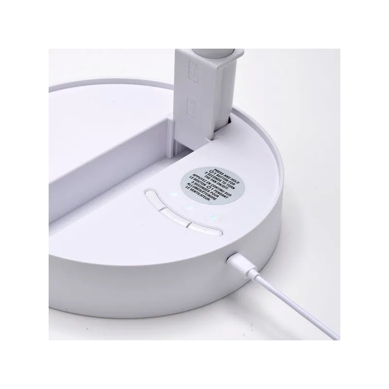 Ventilator portabil și telescopic cu acumulator si incarcare