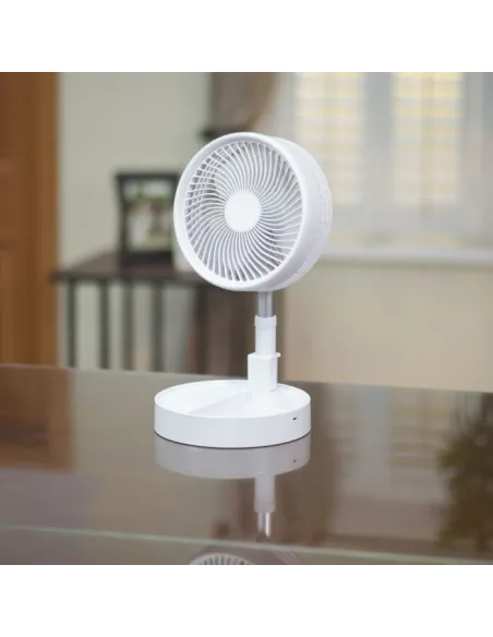 Ventilator portabil și telescopic cu acumulator si incarcare