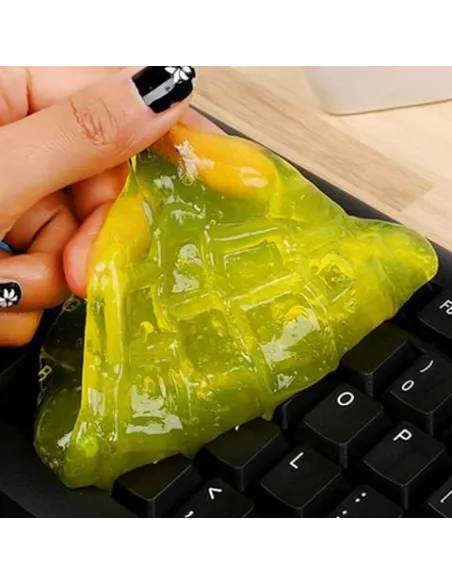 Gel elastic pentru indepartarea murdariei si a prafului din