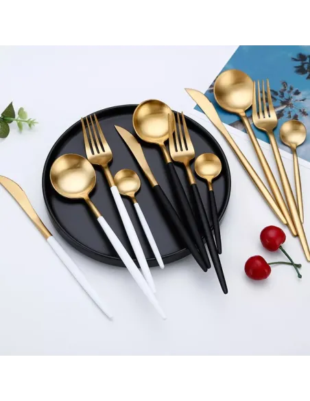 Set tacamuri 4 piese DeLuxe, otel inoxidabil red-mag.ro