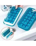 Cutie speciala pentru cuburile de gheata, interior din silicon