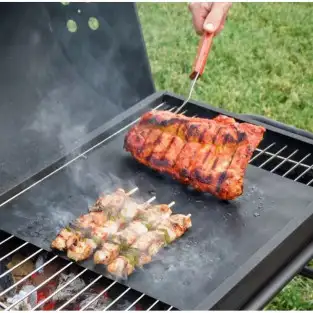 Set 2 folii antiaderente BBQ Grill Matt din teflon pentru 2