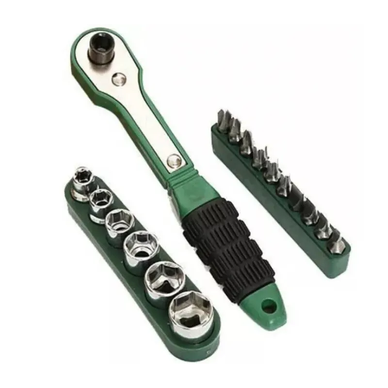Cheie 8 piese tip clichet maner VERDE (10 biti si 6 tubulare 1/4 ) multifunctionala