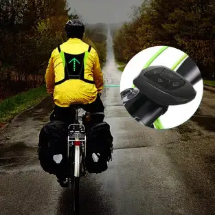 Vesta reflectorizanta cu semnalizare led pentru biciclisti 2