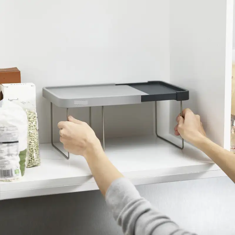 Raft extensibil cu picioare pliabile