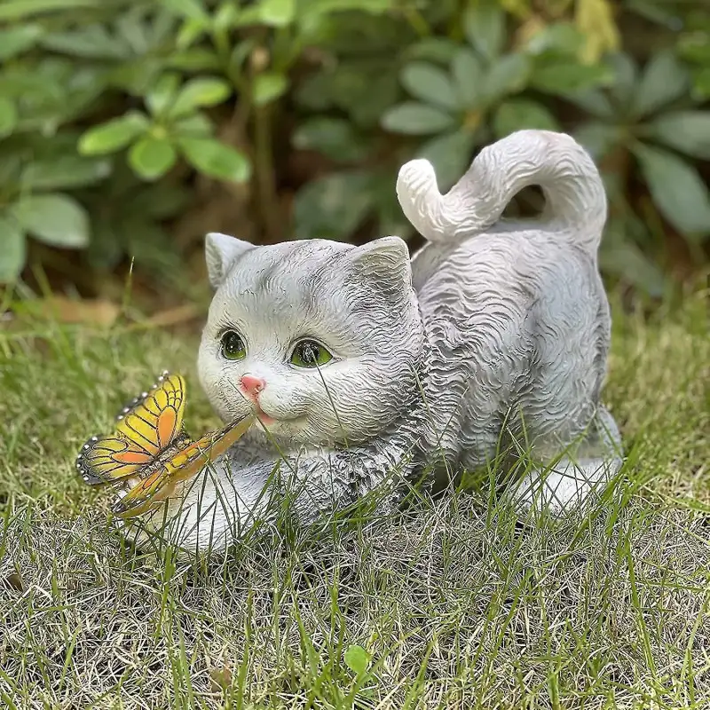 Lampă Solară de Grădină Model Pisicuță cu Fluturaș Luminos – Încărcare solara