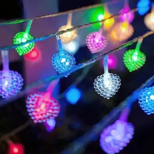 Instalatie solara tip capsuni cu 50 leduri multicolor