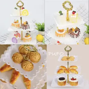 Platou pentru prajituri patrat , supraetajat cu 3 niveluri alb 2