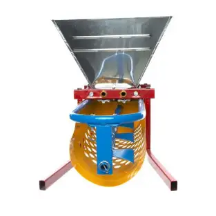 Desciorchinator pentru struguri 300 kg / ora 2