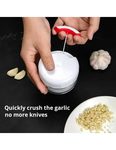 Mini tocator manual pentru legume, culoare alb