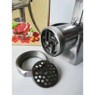 Mașină de tocat carne manuală 2