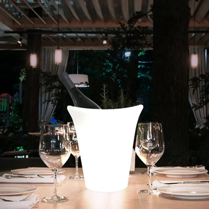 Frapieră cu boxă Bluetooth LED-uri ritmice, Capacitate 5L – Pentru Șampanie și Vin