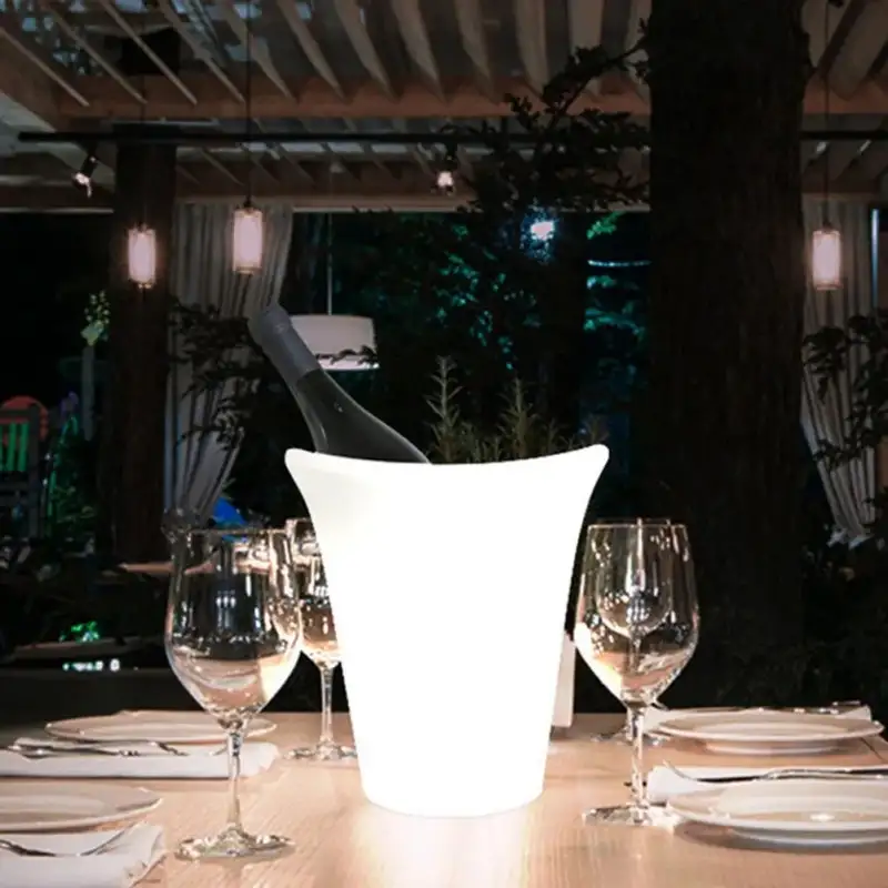 Frapieră cu boxă Bluetooth LED-uri ritmice, Capacitate 7L – Pentru Șampanie și Vin