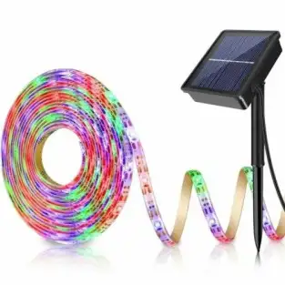 Bandă LED RGB 5 m cu panou solar, IP65, iluminat decorativ exterior/interior
