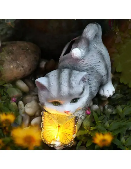 Lampă Solară de Grădină Model Pisicuță cu Fluturaș Luminos – Încărcare solara