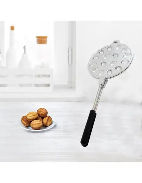 Forma Nuci Prajituri Cu 16 Orificii