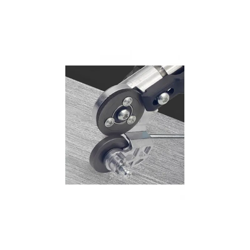 Adaptor bormasina pentru taiat tabla si materiale feroase