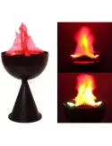 Lampa de interior cu flacara falsa prevazuta cu